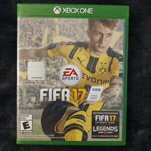 FIFA 17 (Xbox One) - EA Sports Soccer